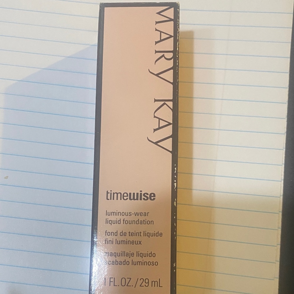Mary Kay Timewise Luminous-Wear Foundation - ivory 6